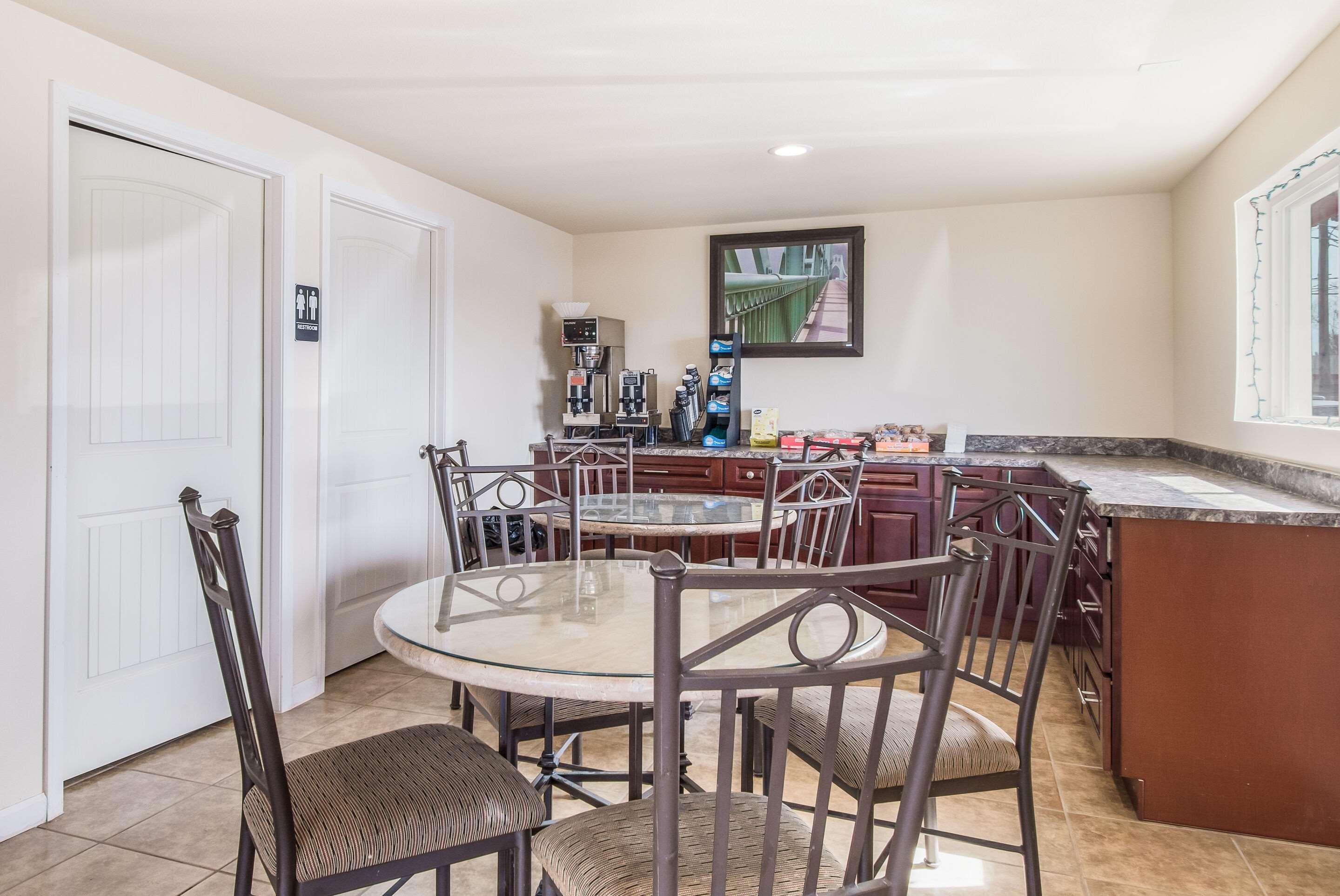 Rodeway Inn ياكيما المظهر الخارجي الصورة